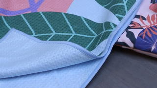 منشفة شاطئ وافل سريعة الجفاف